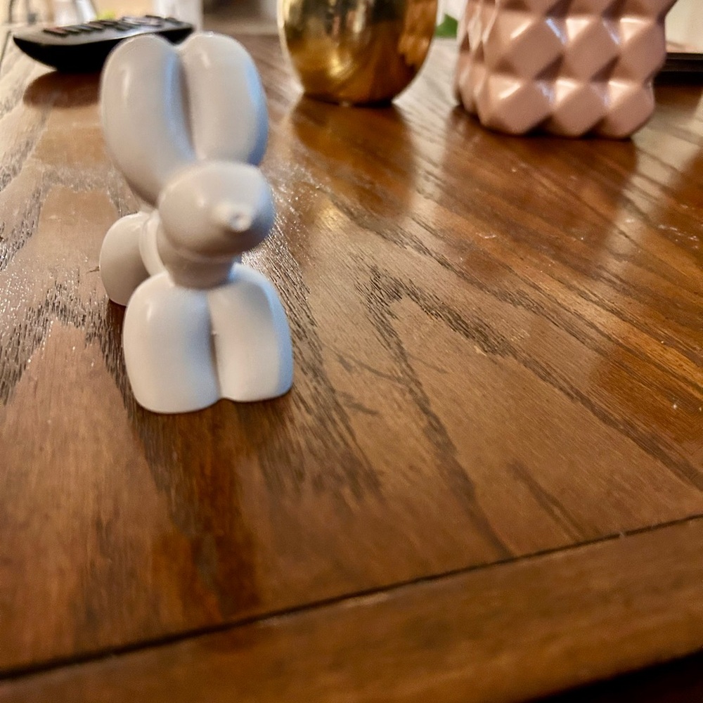 Charming White Balloon Dog Figurine - Picture 4 of 4